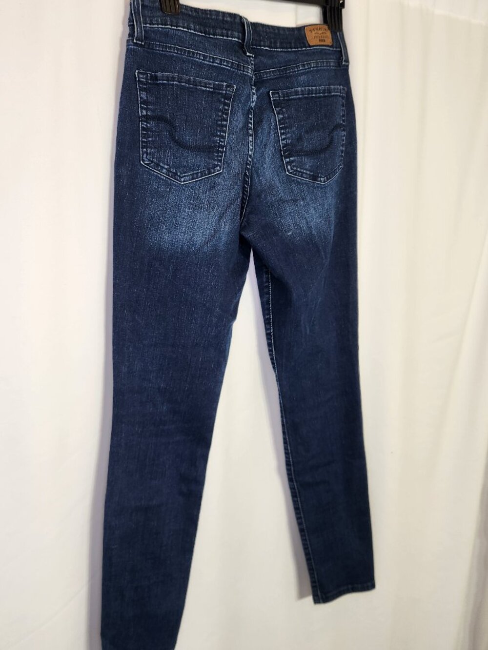 Signature by Levi Strauss Totally Shaping Skinny Jeans Size 6M W28 L30 Blue - Picture 10 of 15